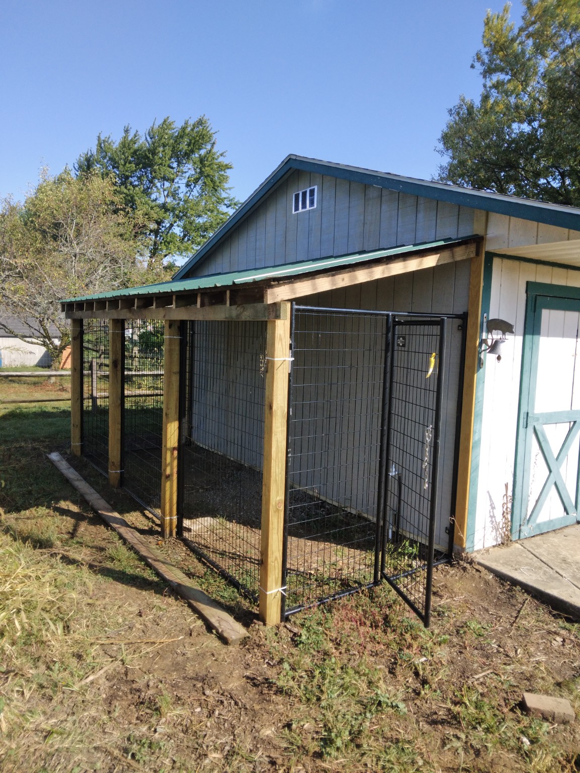 Exterior kennel project